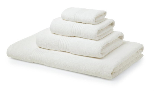 https://www.thetowelshop.co.uk/cdn11_bigcommerce_com/s-59b7e/images/stencil/532x532/products/2681/16337/6-piece-cream-towel-bale-700gsm-2-face-cloths-2-hand-towels-1-bath-towel-1-bath-sheet__20422.1625151682.jpg?c=2